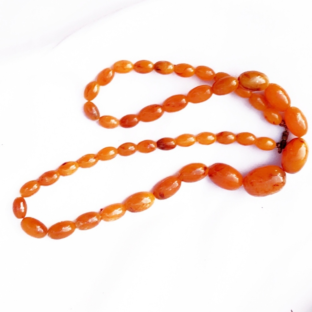 Vintage Baltic Amber Graduated Bead Necklace